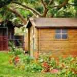 Fabriquer un abri de jardin à petit budget